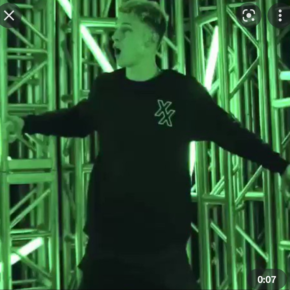 Mgk shirt